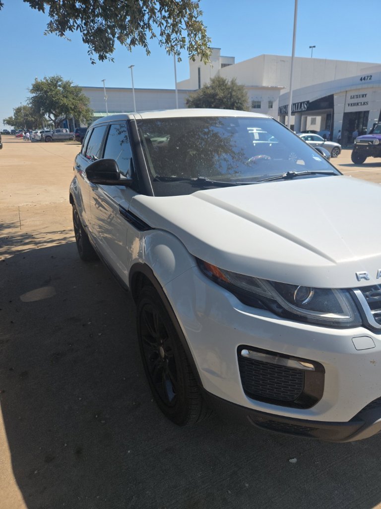 Used 2017 Land Rover Range Rover Evoque SE AWD/4WD image 13