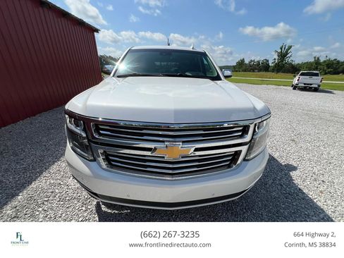 Used 2019 Chevrolet Suburban Premier RWD image 2
