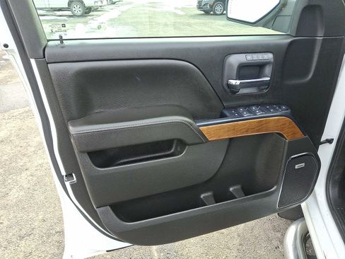 Used 2018 Chevrolet Silverado 1500 LTZ w/ Sport Package image 12