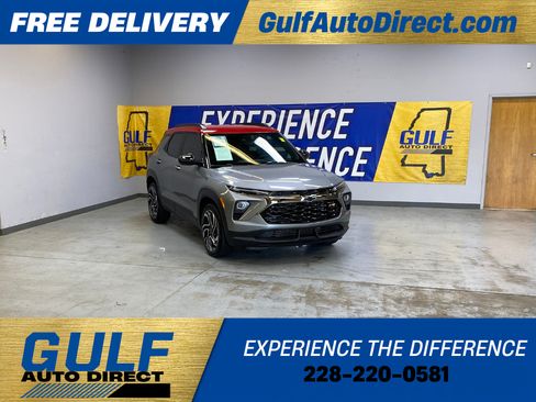 Used 2026 Chevrolet TrailBlazer RS w/ Driver Confidence Package FWD image 1