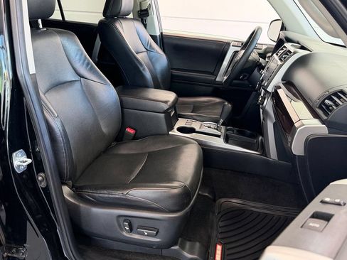 Used 2022 Toyota 4Runner Limited RWD image 15