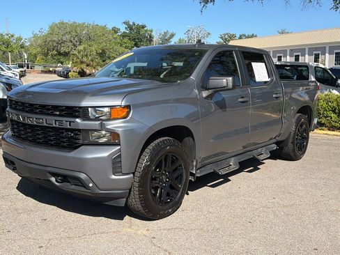 Used 2022 Chevrolet Silverado 1500 Custom w/ LPO, Blackout Package AWD/4WD image 2