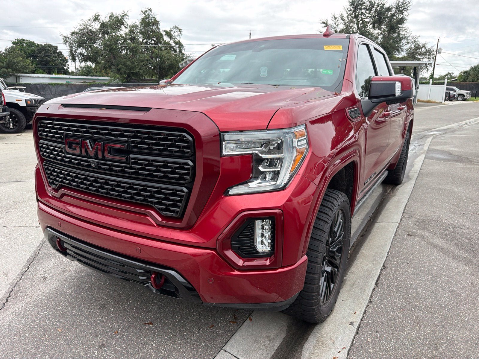 Used 2021 GMC Sierra 1500 Denali w/ Denali Ultimate Package AWD/4WD image 3