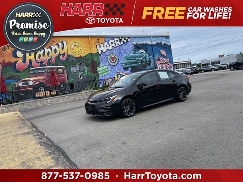 Used 2025 Toyota Corolla SE FWD image 1