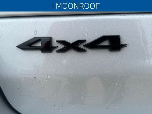 Used 2024 Jeep Grand Cherokee Altitude image 11