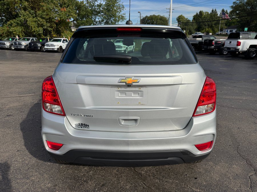 Used 2017 Chevrolet Trax LS AWD/4WD image 4