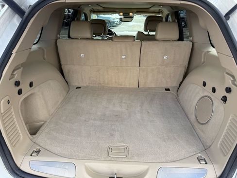 Used 2018 Jeep Grand Cherokee Overland image 35