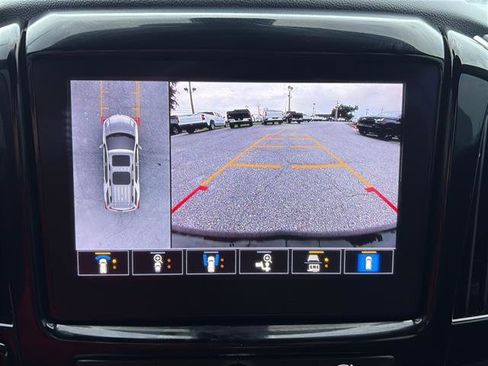 Used 2023 Chevrolet Traverse Premier w/ Redline Edition image 26