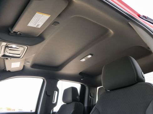 Used 2020 GMC Sierra 1500 Elevation RWD image 16
