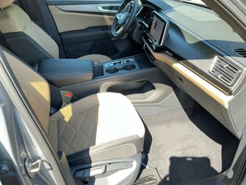 New 2026 Volkswagen Atlas Cross Sport SE image 27