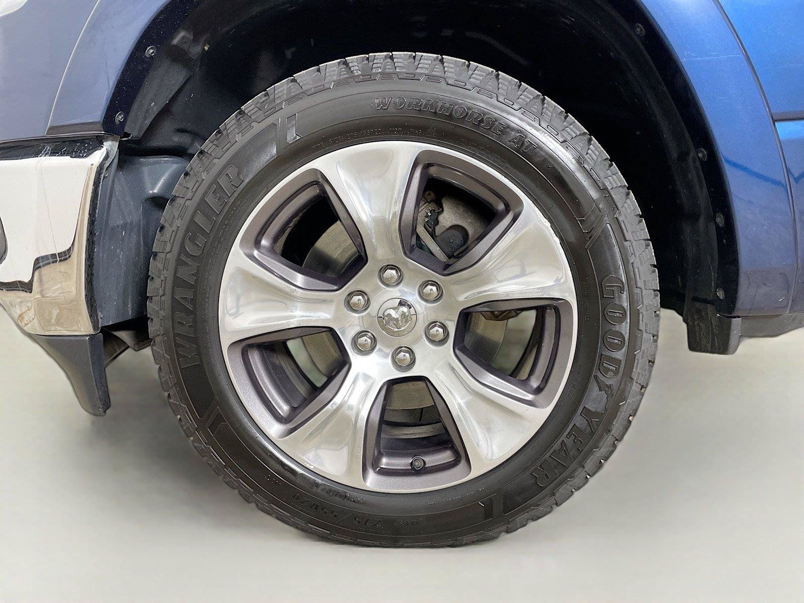 Used 2021 RAM 1500 Laramie AWD/4WD image 32
