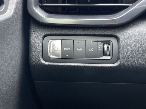 New 2026 GMC Acadia AT4 w/ Super Cruise Package image 18