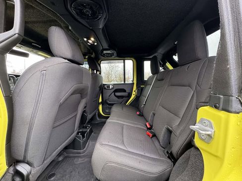 Used 2023 Jeep Wrangler Willys image 13