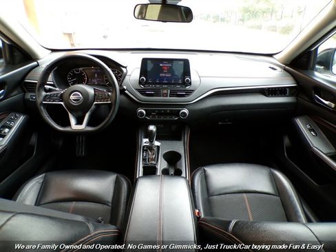 Used 2021 Nissan Altima 2.5 SR FWD image 32