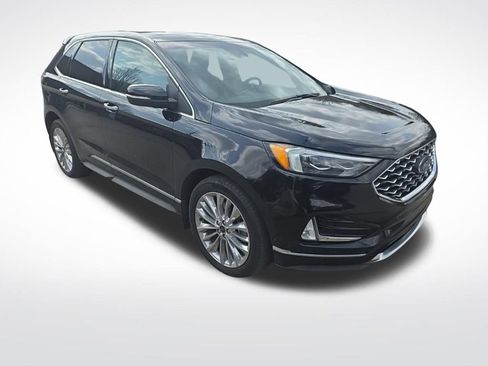 Certified 2020 Ford Edge Titanium w/ Equipment Group 301A image 3