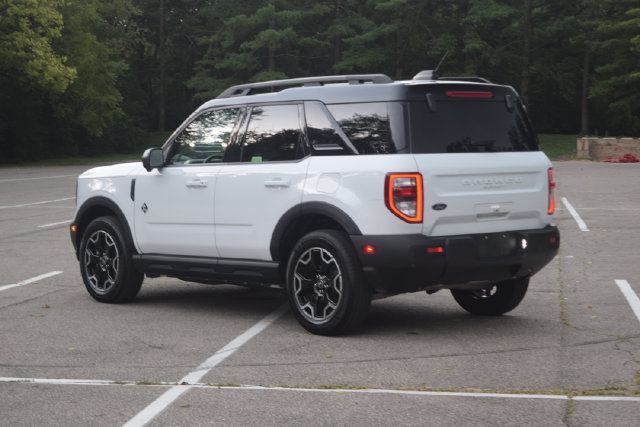 Used 2025 Ford Bronco Sport Outer Banks w/ Outer Banks Tech Package+ AWD/4WD image 23