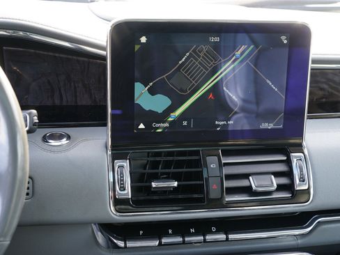 Used 2018 Lincoln Navigator Reserve w/ Technology Package image 25