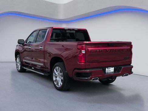 Used 2025 Chevrolet Silverado 1500 High Country w/ High Country Premium Package image 3