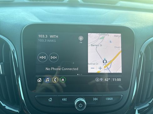 Used 2022 Chevrolet Equinox RS w/ Infotainment Package image 25