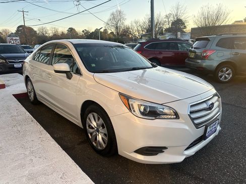 Used 2015 Subaru Legacy 2.5i Premium w/ Moonroof Package image 7