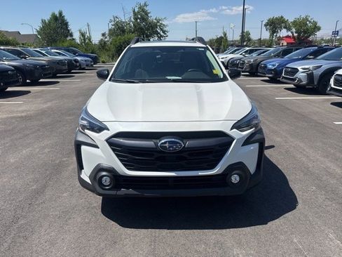 Used 2025 Subaru Outback Premium w/ Popular Package #1A image 8