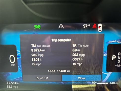 Used 2024 Volvo XC60 B5 Plus w/ Protection Package Premier AWD/4WD image 8