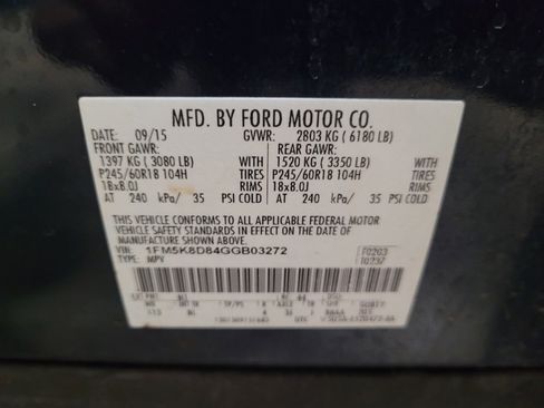 Used 2016 Ford Explorer XLT w/ Equipment Group 202A AWD/4WD image 33