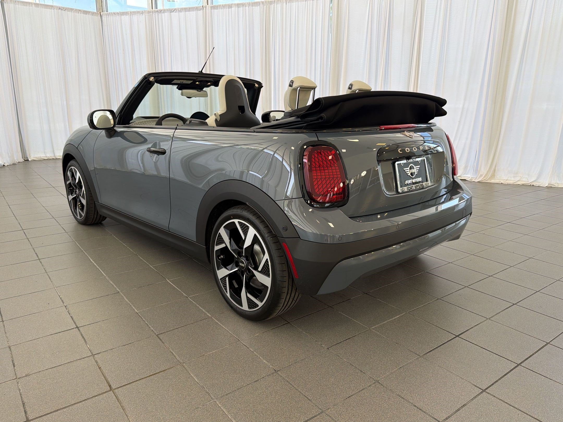 New 2026 MINI Cooper S FWD image 3