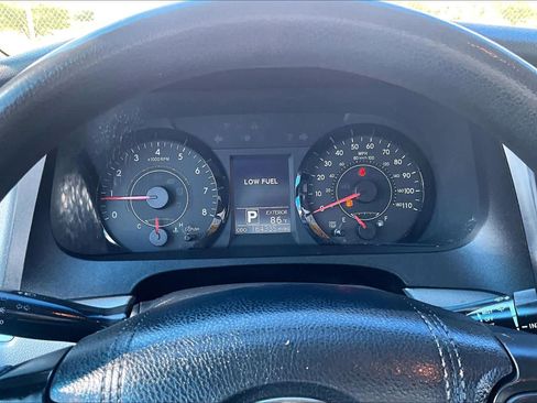 Used 2015 Toyota Sienna LE FWD image 25