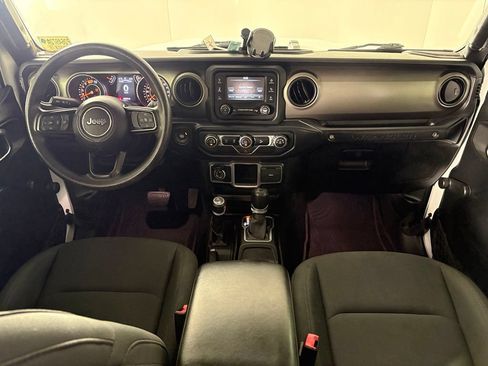 Used 2018 Jeep Wrangler Unlimited Sport AWD/4WD image 41