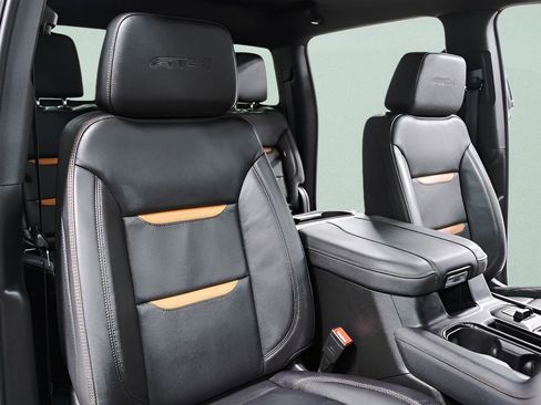 Used 2025 GMC Sierra 1500 AT4 image 38