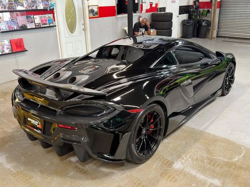 Used 2019 McLaren 600LT RWD image 6