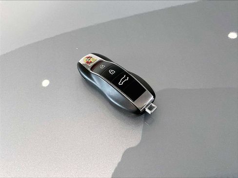 Used 2024 Porsche Macan S image 34