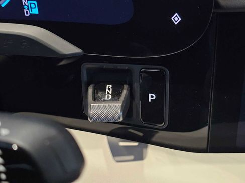 New 2025 Porsche Taycan 4S image 27