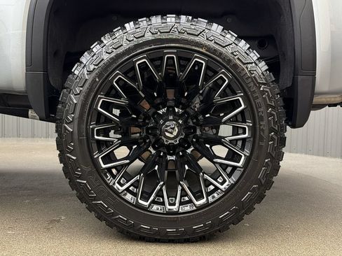 Used 2026 GMC Sierra 1500 Denali Ultimate AWD/4WD image 12