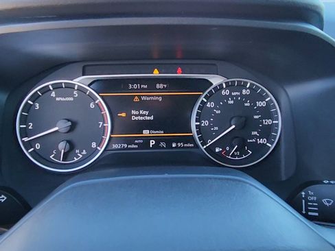 Used 2025 Nissan Rogue SV AWD/4WD image 35