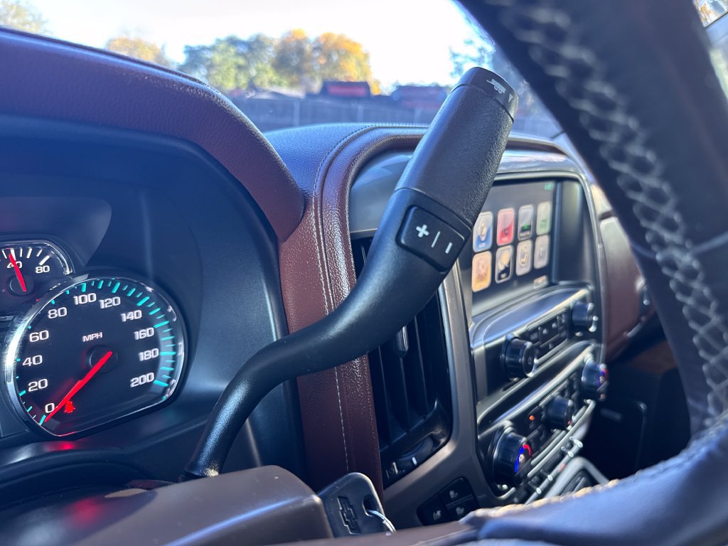Used 2016 Chevrolet Silverado 1500 High Country w/ High Country Premium Package AWD/4WD image 24