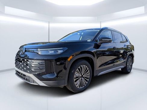 New 2026 Volkswagen Tiguan S FWD image 7