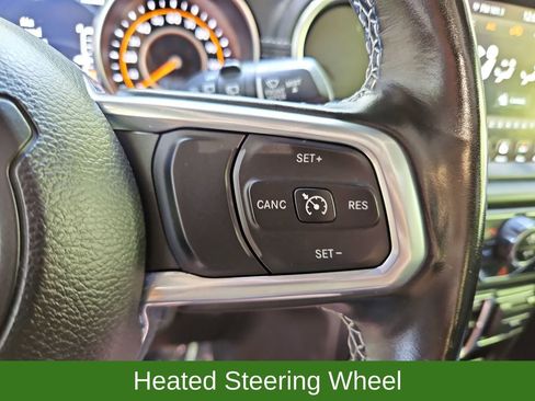 Used 2022 Jeep Wrangler Unlimited Sahara w/ Cold Weather Group AWD/4WD image 12