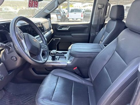 Used 2023 Chevrolet Silverado 1500 LTZ w/ Technology Package AWD/4WD image 11