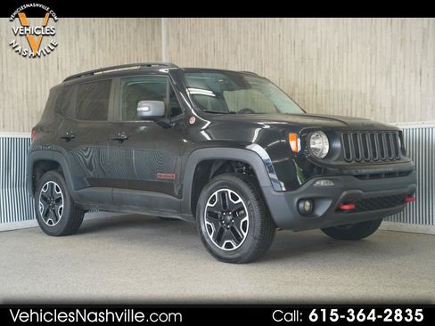 Used 2017 Jeep Renegade Trailhawk w/ Premium Trailhawk Package AWD/4WD image 1