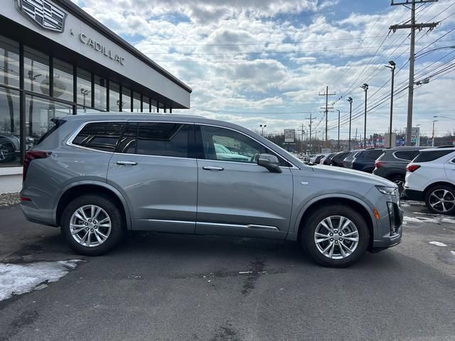 New 2025 Cadillac XT6 Luxury w/ LPO, Floor Liner Package AWD/4WD image 2