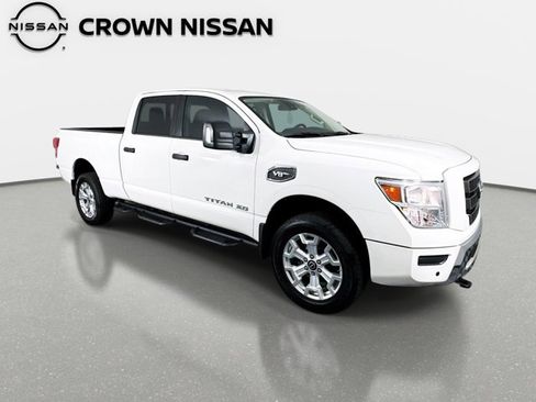 Certified 2024 Nissan Titan SV w/ SV Convenience Package AWD/4WD image 4