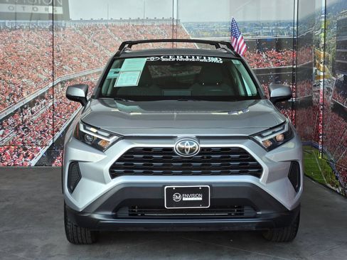 Certified 2022 Toyota RAV4 XLE AWD/4WD image 3