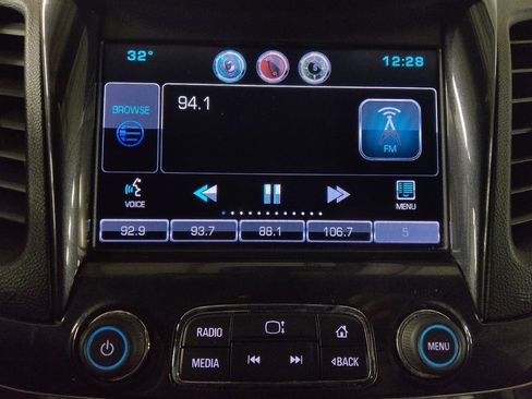 Used 2015 Chevrolet Impala LTZ image 25