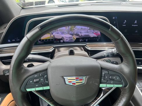 Used 2022 Cadillac Escalade ESV Sport w/ Touring Package AWD/4WD image 13