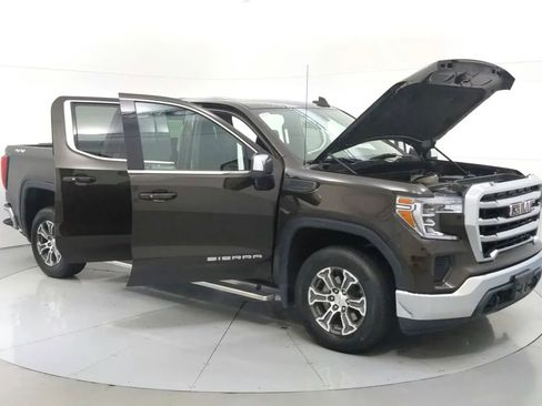 Used 2020 GMC Sierra 1500 SLE w/ SLE Convenience Package image 9