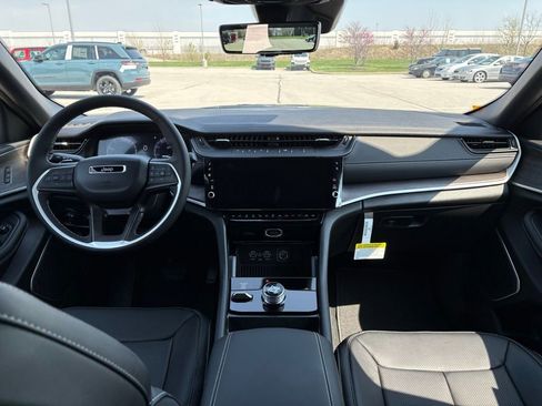 New 2026 Jeep Grand Cherokee Limited Reserve image 10