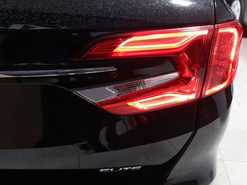 Used 2023 Honda Odyssey Elite image 28