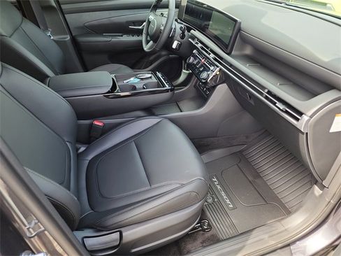 New 2025 Hyundai Tucson SEL image 10